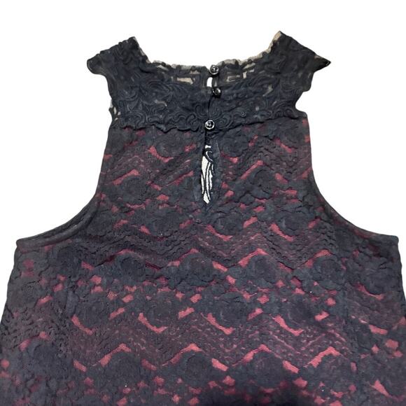 Daytrip Black Red Lace Sleeveless Tank Top Women’s Size Small Keyhole Back - Picture 5 of 6